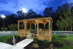 Holiday Inn Express & Suites Maumelle by IHG
